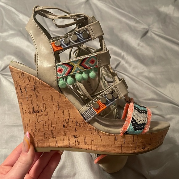 Madden Girl Wedge Sandals - Picture 8 of 10